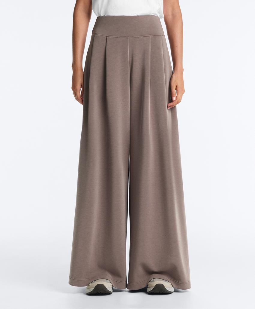 Широкие брюки с корсетным поясом из мягкого модала