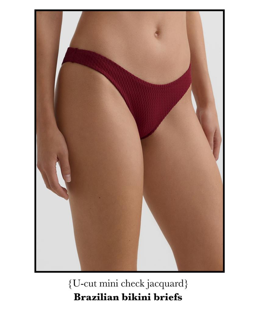Трусы-бразильяна u-cut из мини-клетчатого жаккарда