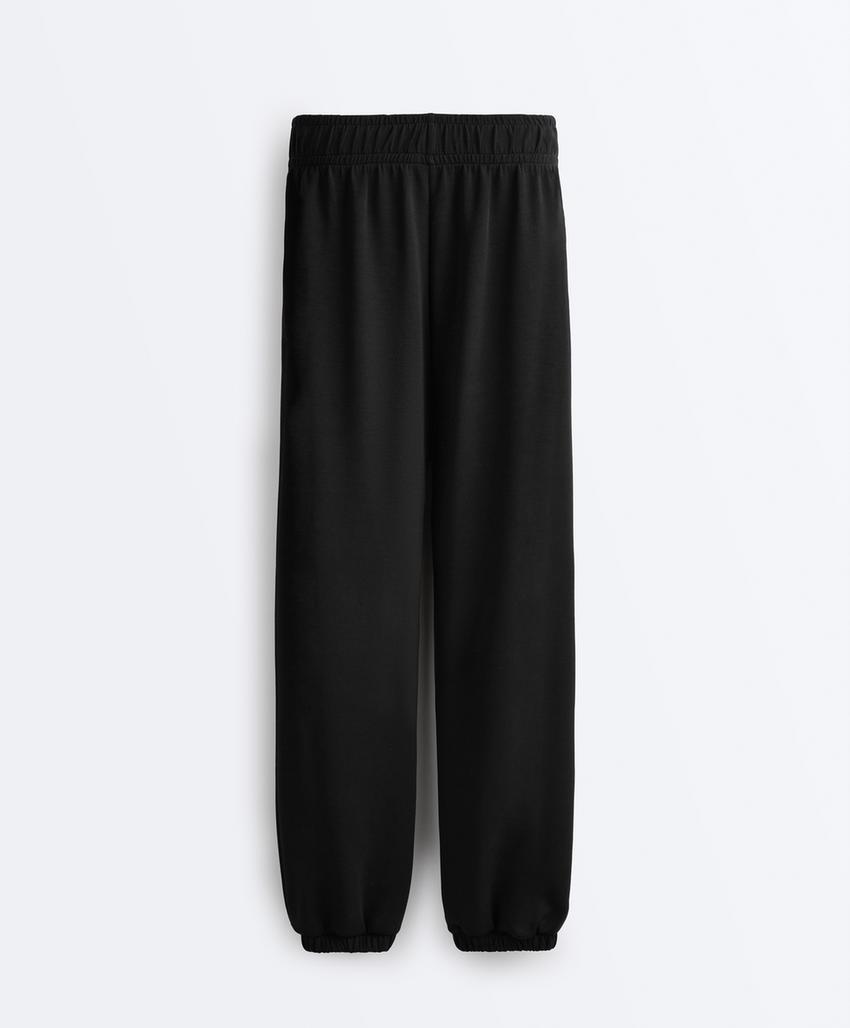 Джоггеры из мягкого модала