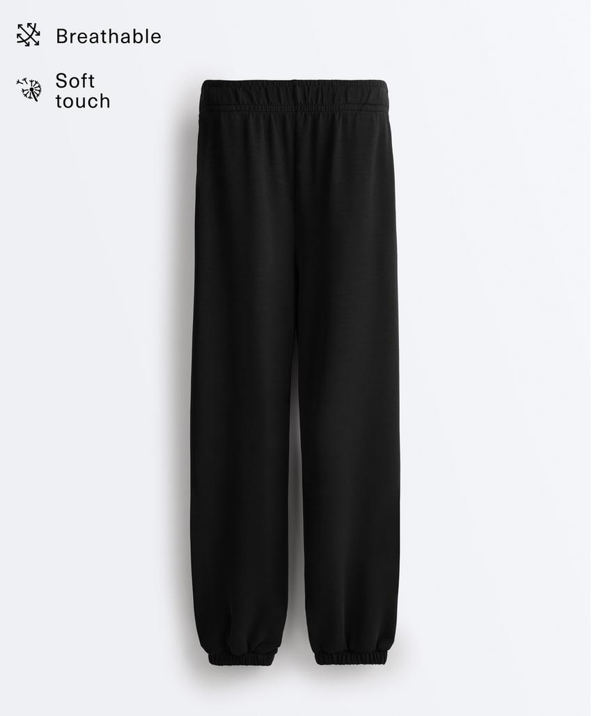 Джоггеры из мягкого модала