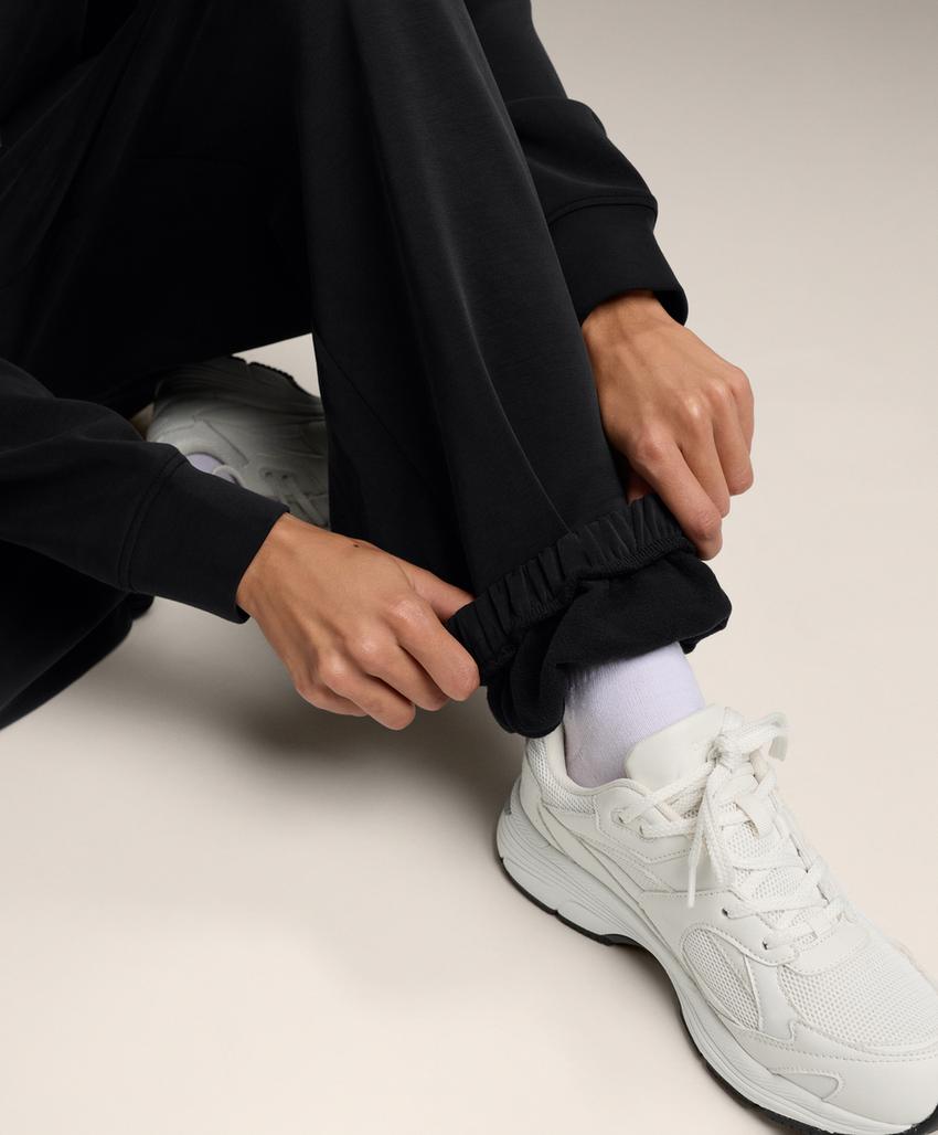 Теплые джоггеры из микромодала