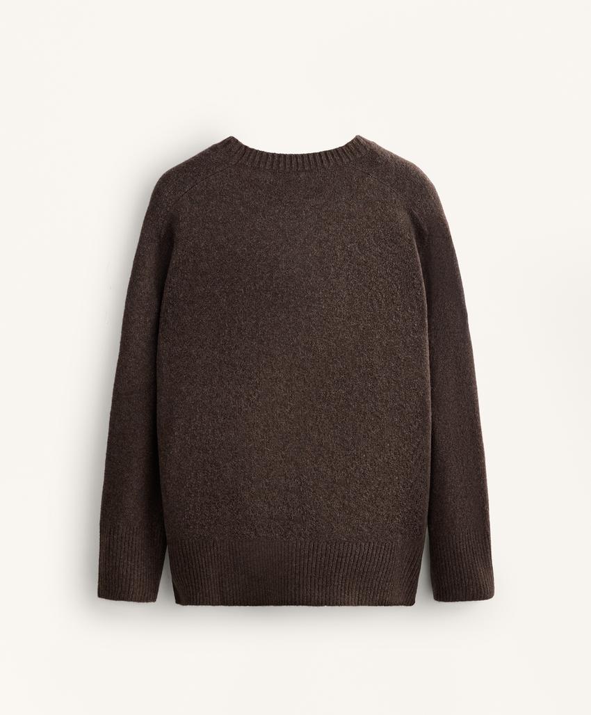 Джемпер с круглым вырезом из мягкого вязаного полотна