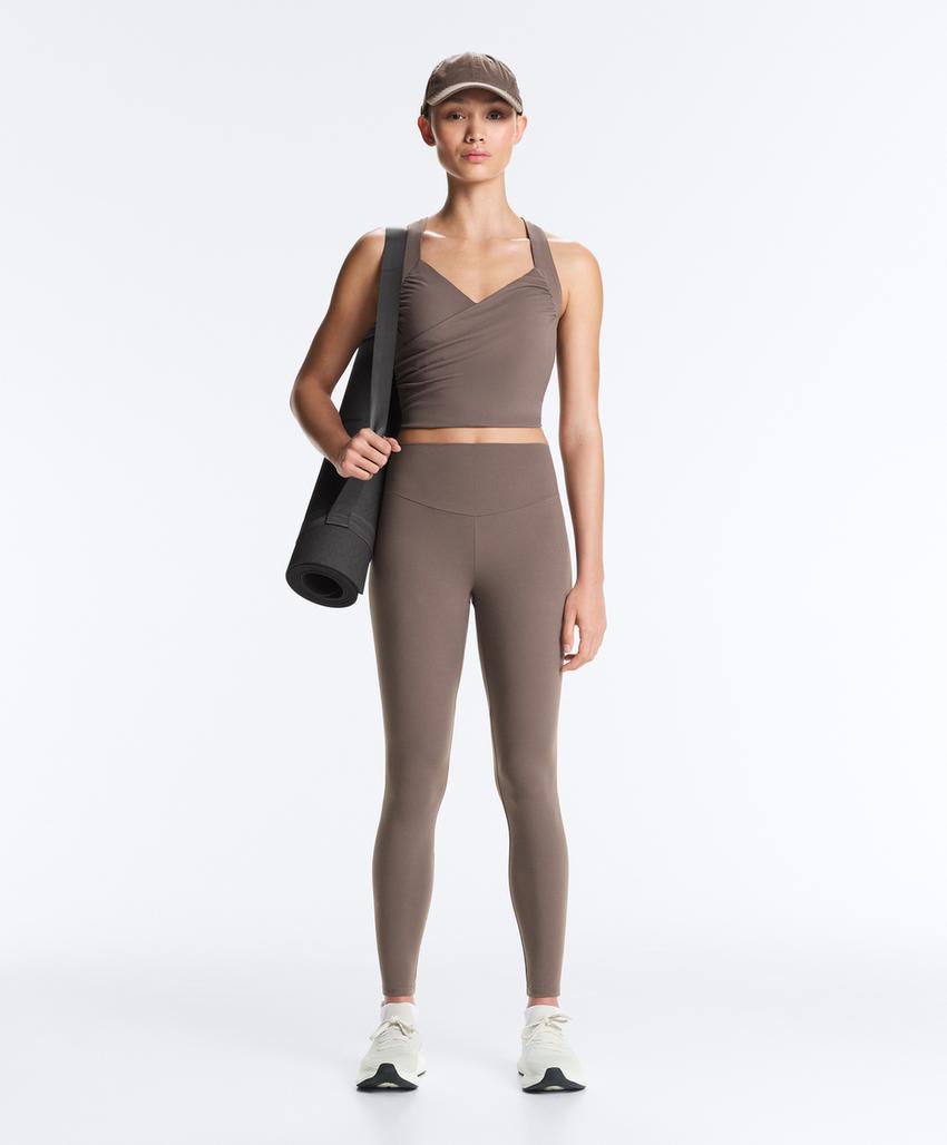 Топ-майка Comfortlux с перекрестными деталями