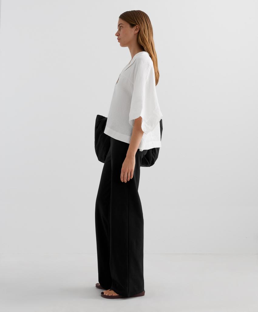 Просторная рубашка из 100% льна короткого рукава