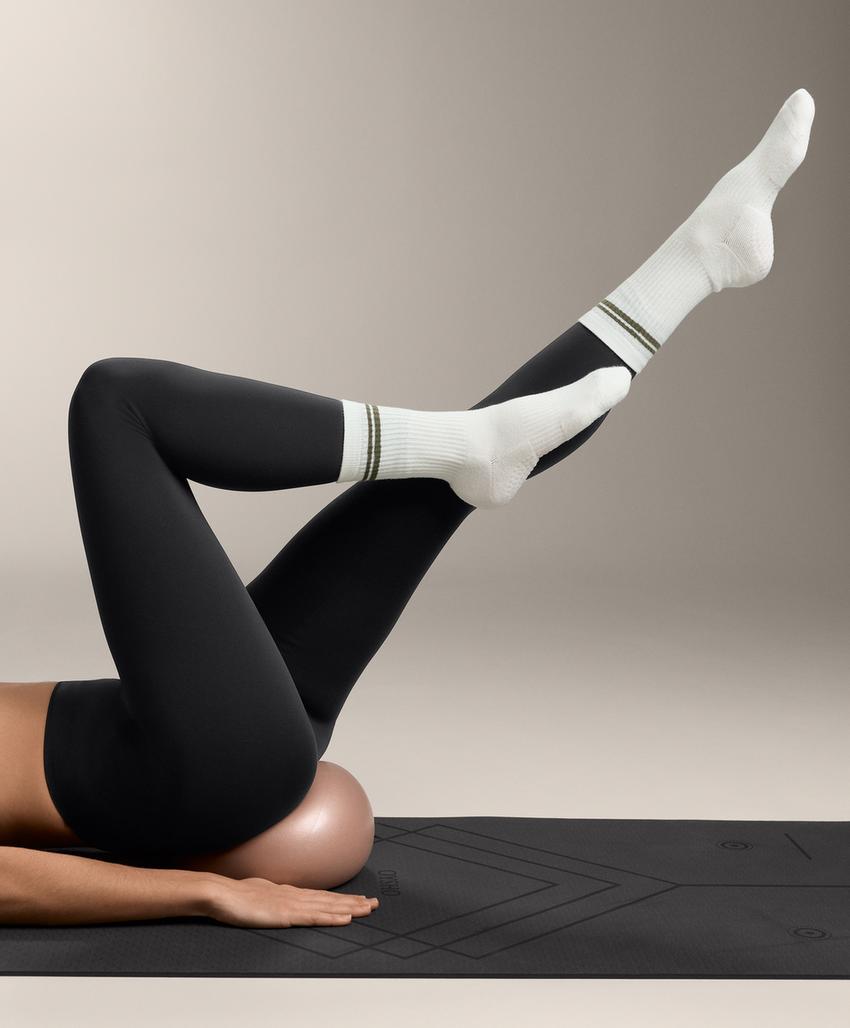 Носки для йоги и пилатеса из классической хлопковой смеси, 2 пары