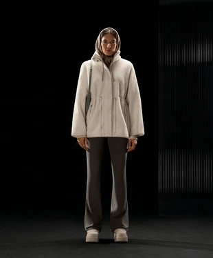 Брюки клеш COMPRESSIVE с завышенной талией и эффектом пуш-ап- Заказать в России