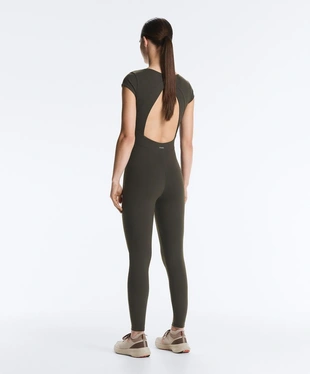 Длинный комбинезон EVERMOVE с коротким рукавом- Заказать в России