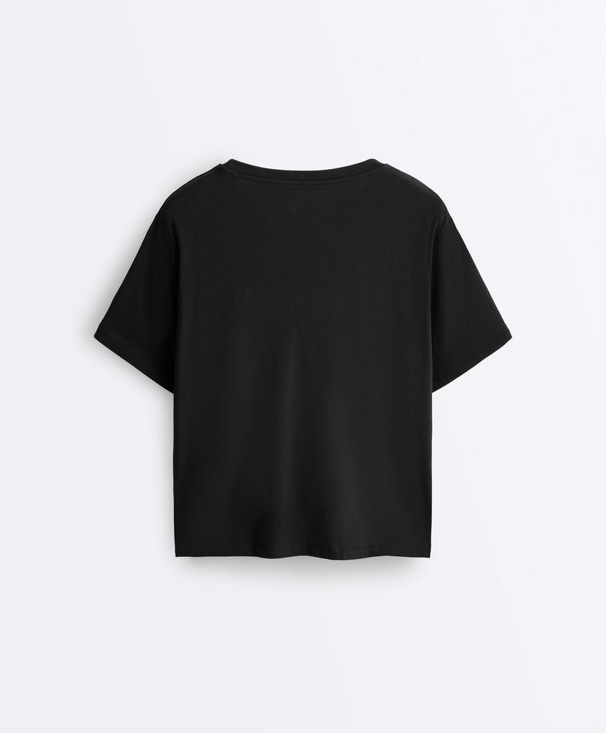 Объемная футболка из хлопкового смесового трикотажа с коротким рукавом