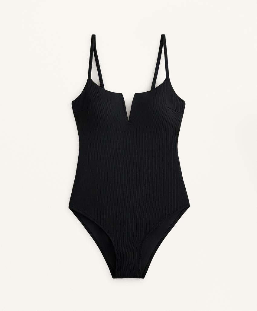 Пике с глубоким v-образным вырезом купальник