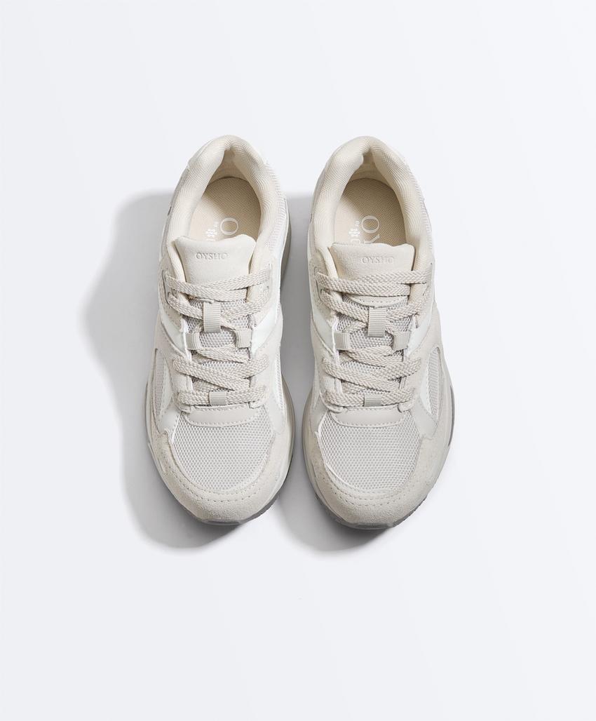 Беговые кроссовки