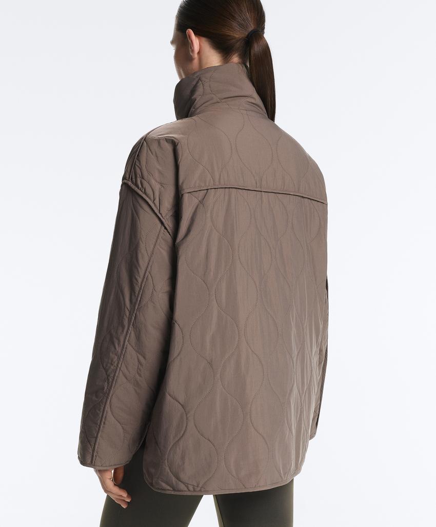 Утепленный пуховик с водоотталкивающим покрытием из fellex® aerogel