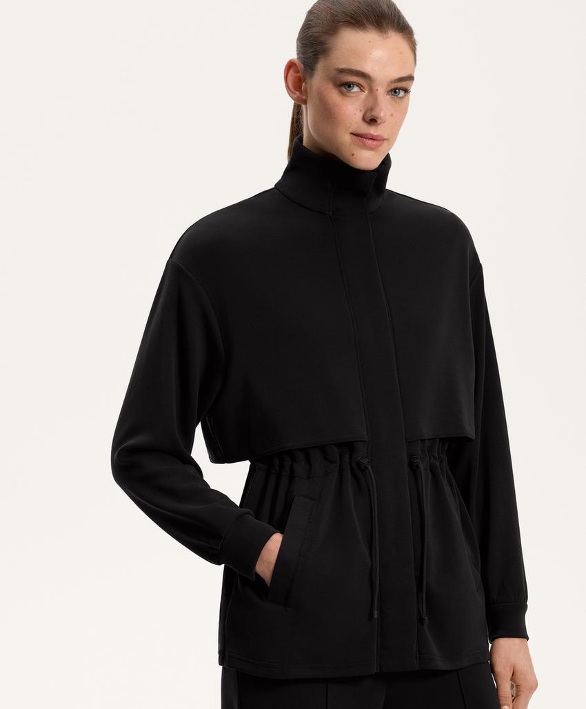 Длинный пальто из мягкого материала с модалом и карманами