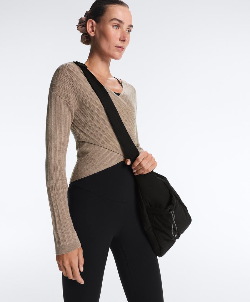 Camisola de malha fina canelada