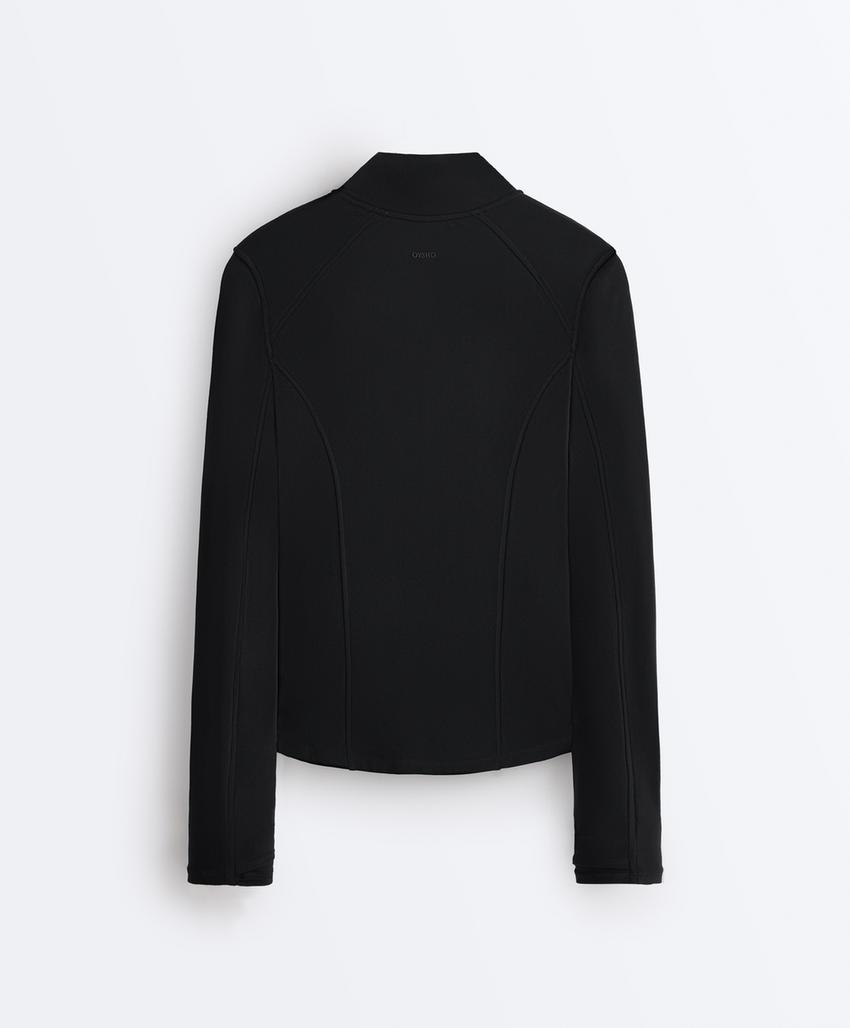 Легкая теплая техническая куртка