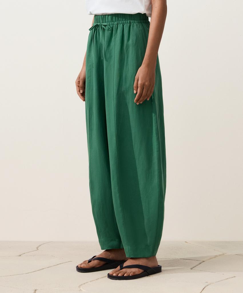 Шаровидные брюки из вискозного волокна и 24% льна с швами