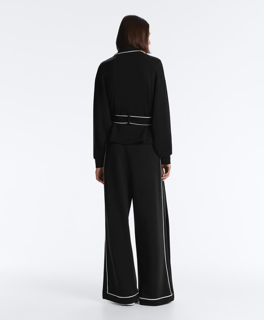 Куртка с мягким отделением для трубок из модального волокна