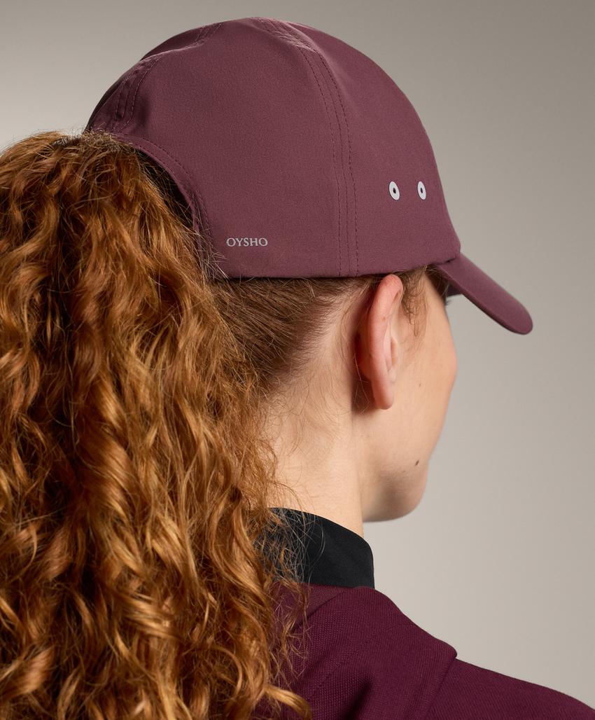 Кепка для спорта с логотипом