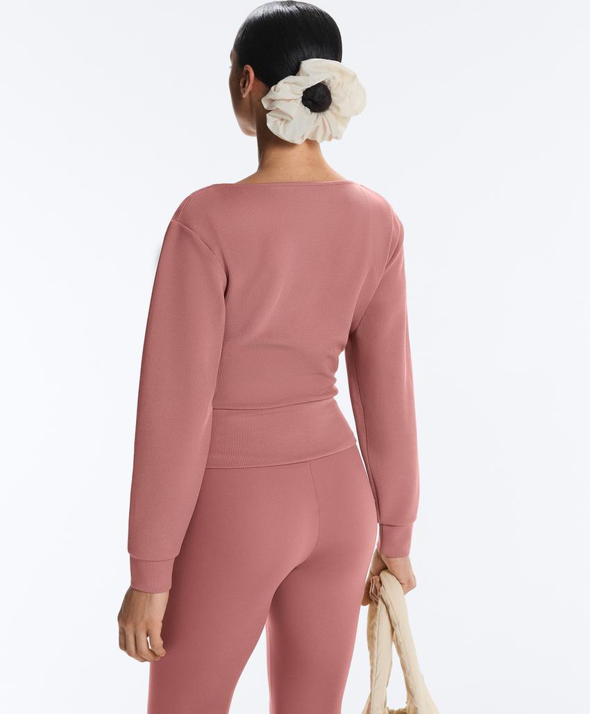 Теплый хлопковый свитшот с запахом