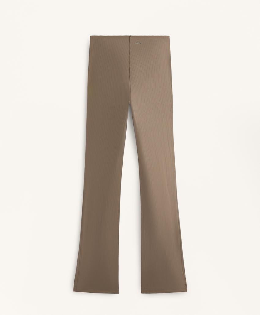 Брюки с высокой посадкой и разноцветной вставкой с контролем выравнивающего эффекта