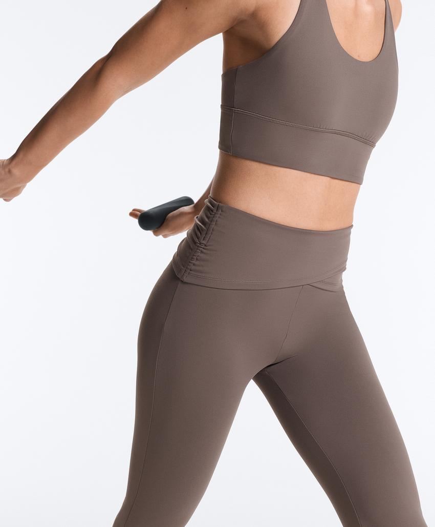 Брюки comfortlux с высокой талией и расклешенными штанинами