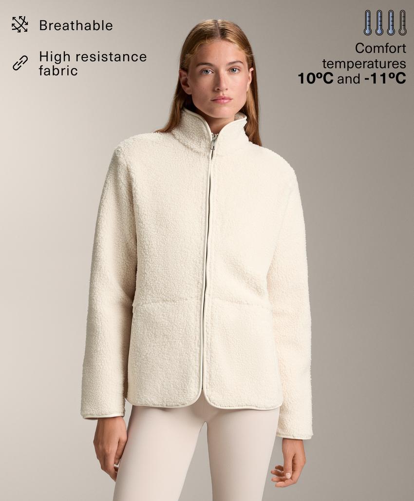 Полушубок из искусственного меха