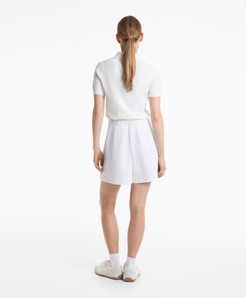 Поло с полупрозрачным узором