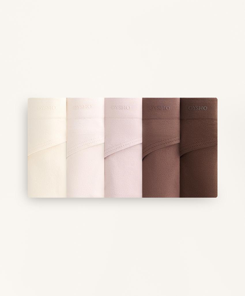 Пять безшовных трусиков из мягкого материала