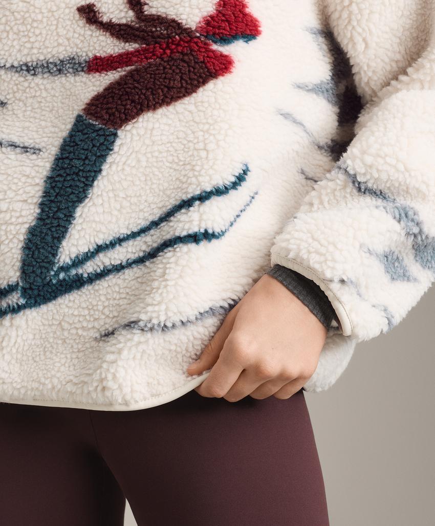 Полуприталенная куртка с молнией и воротником-стойкой из искусственного меха ski club