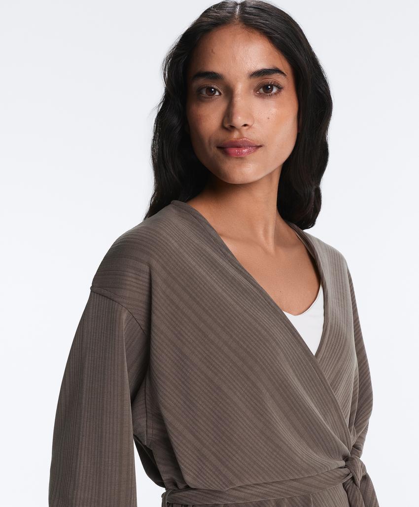 Длинный асимметричный жакет с полосами из модала