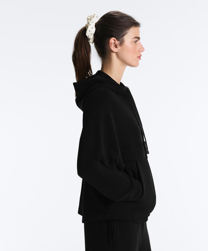 Толстовка с молнией из мягкого модала