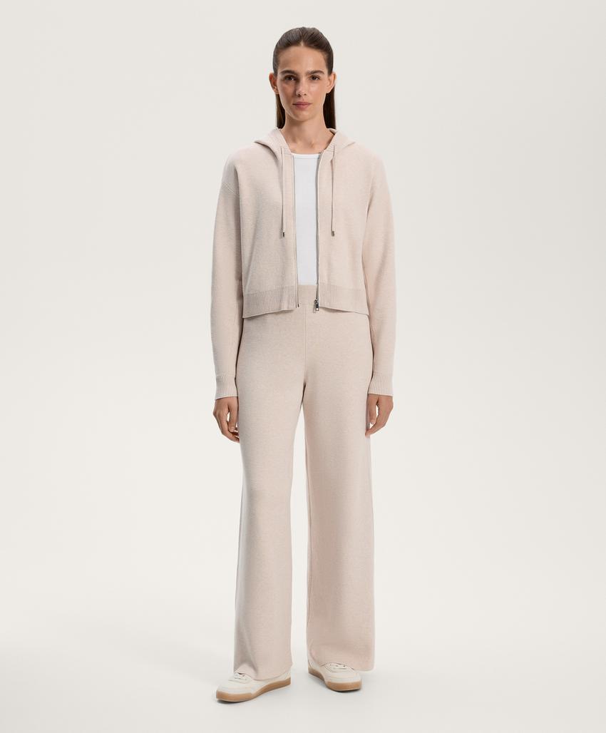 Трикотажная куртка с капюшоном