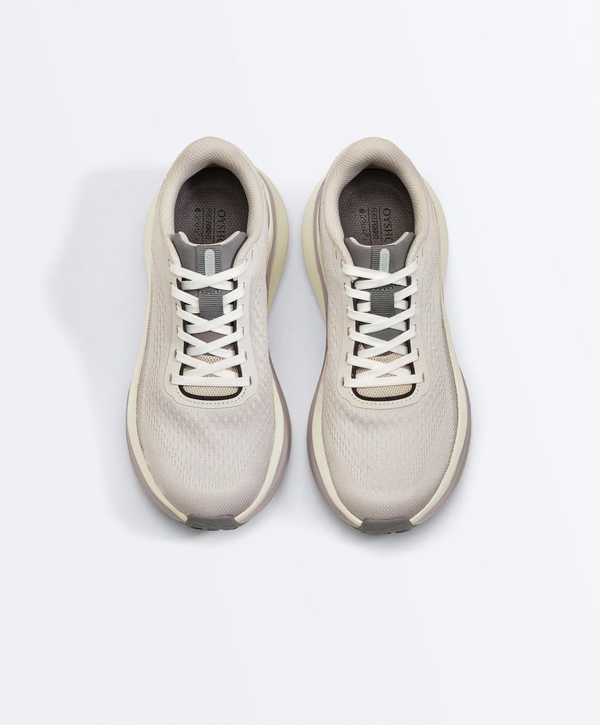 Беговые кроссовки oy/er 835