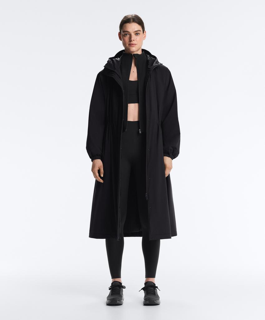 Ультралегкое длинное стеганое пуховое пальто oysho с водонепроницаемым 10k thindown®