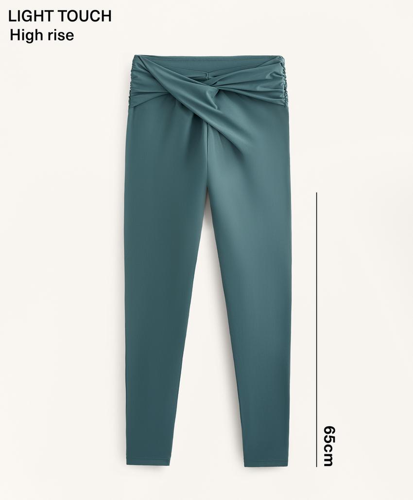 Легинсы длиной до щиколотки Light Touch с драпировкой и V-образным вырезом