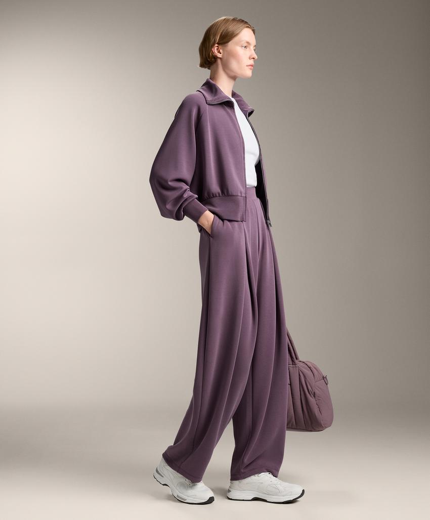 Жакет с высоким воротником и приталенной талией из мягкого модала