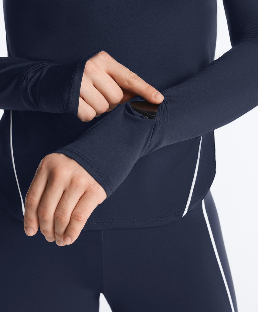 Футболка с длинным рукавом и техническими вставками