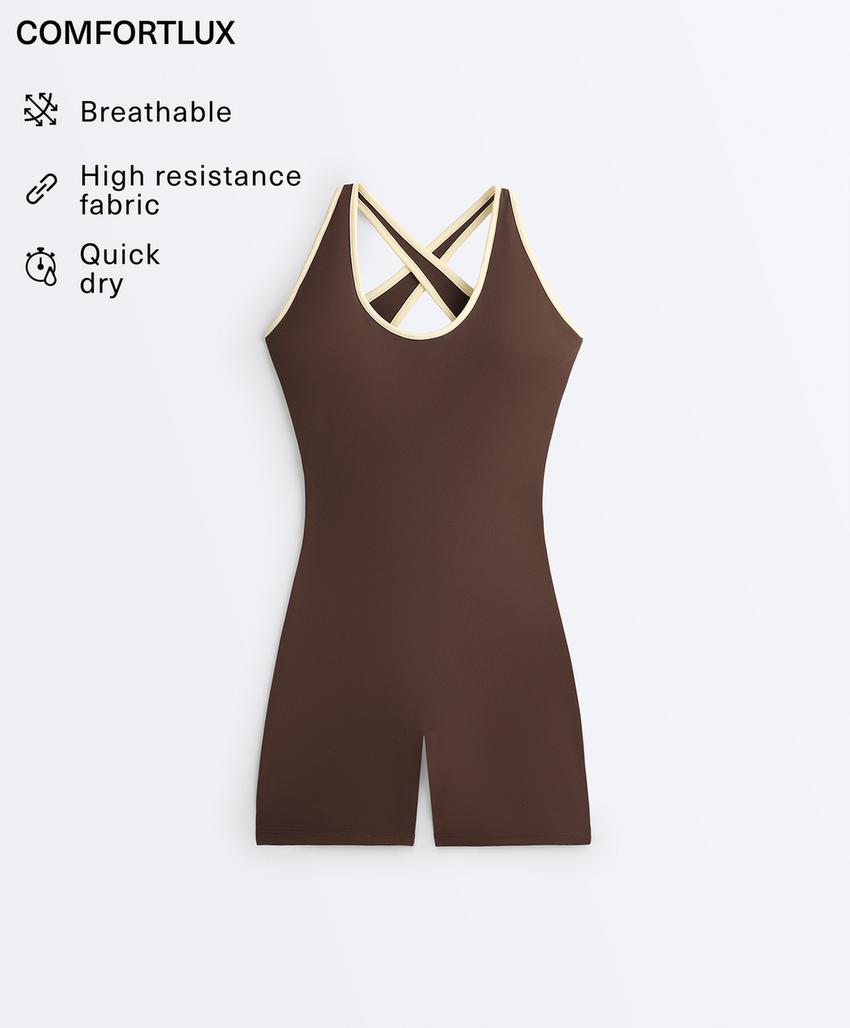 Комбинезон comfortlux с контрастными шортами