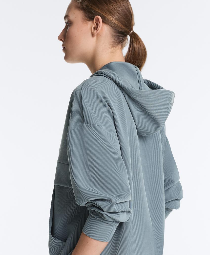 Рифленый свитшот на молнии из мягкого модала