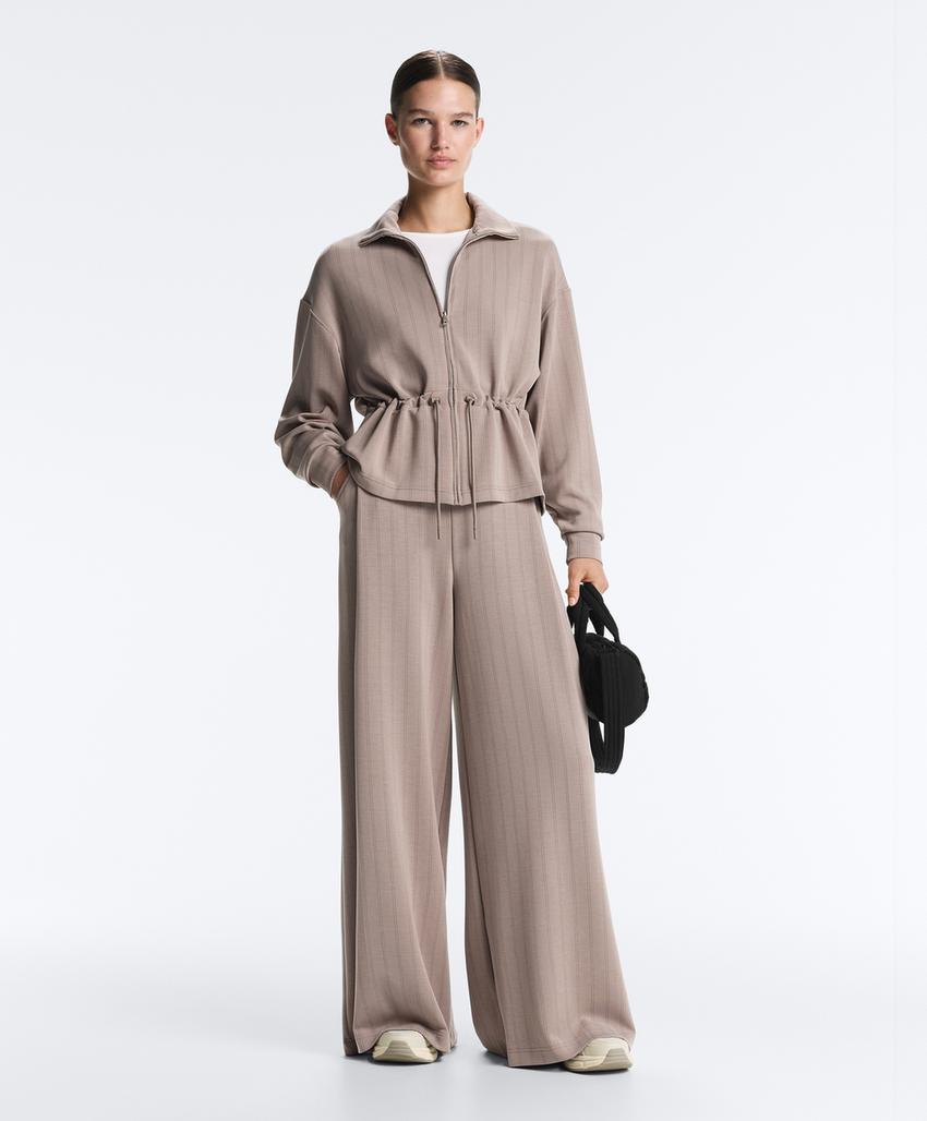 Soft-touch modal jacket with adjustable waist and high collar