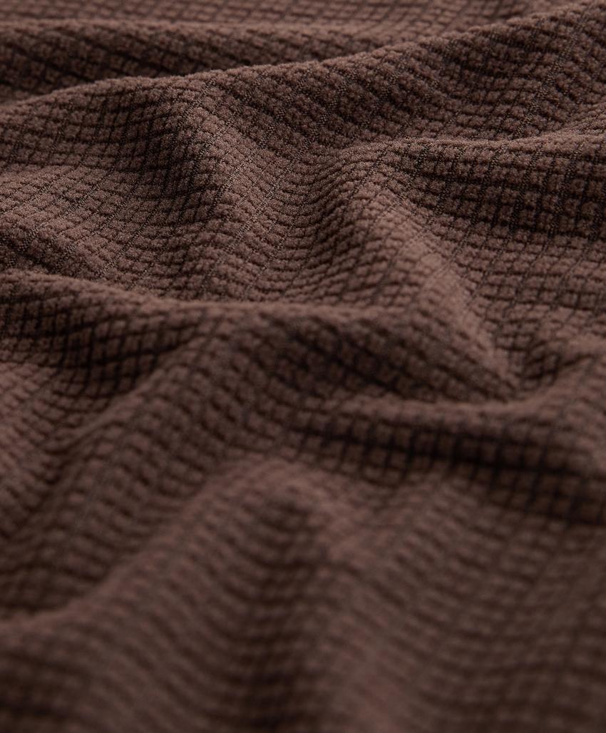 Футболка с длинным рукавом из технического материала