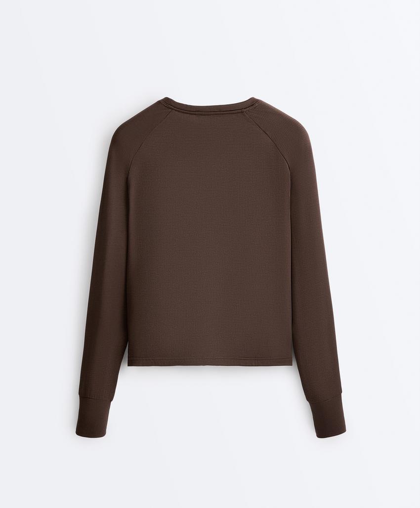 Футболка с длинным рукавом из технического материала