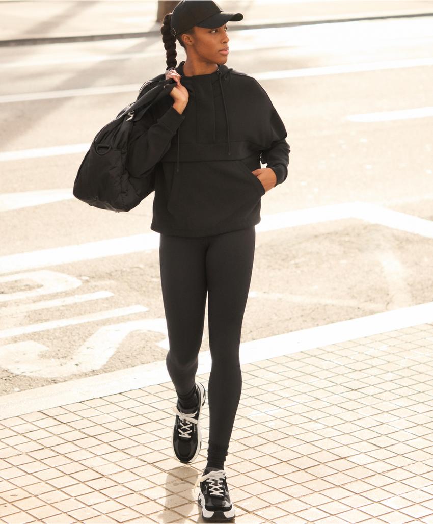 Толстовка с молнией из модального мягкого материала