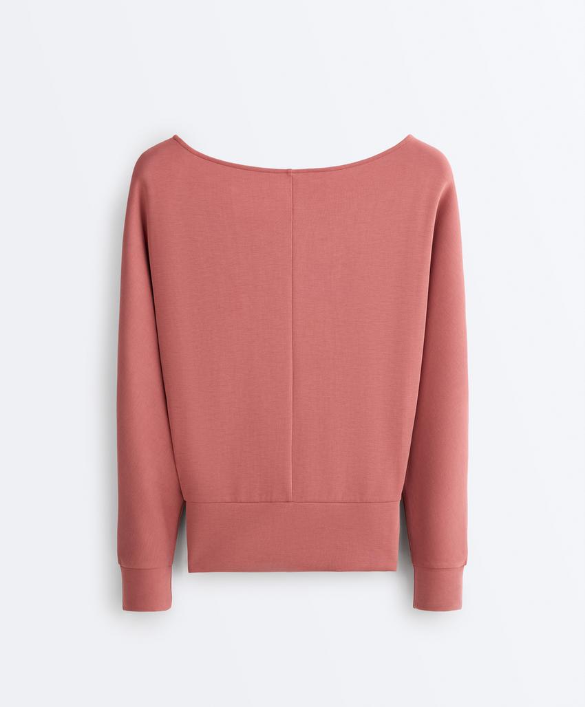 Толстовка с вырезом «лодочка» из мягкого модала