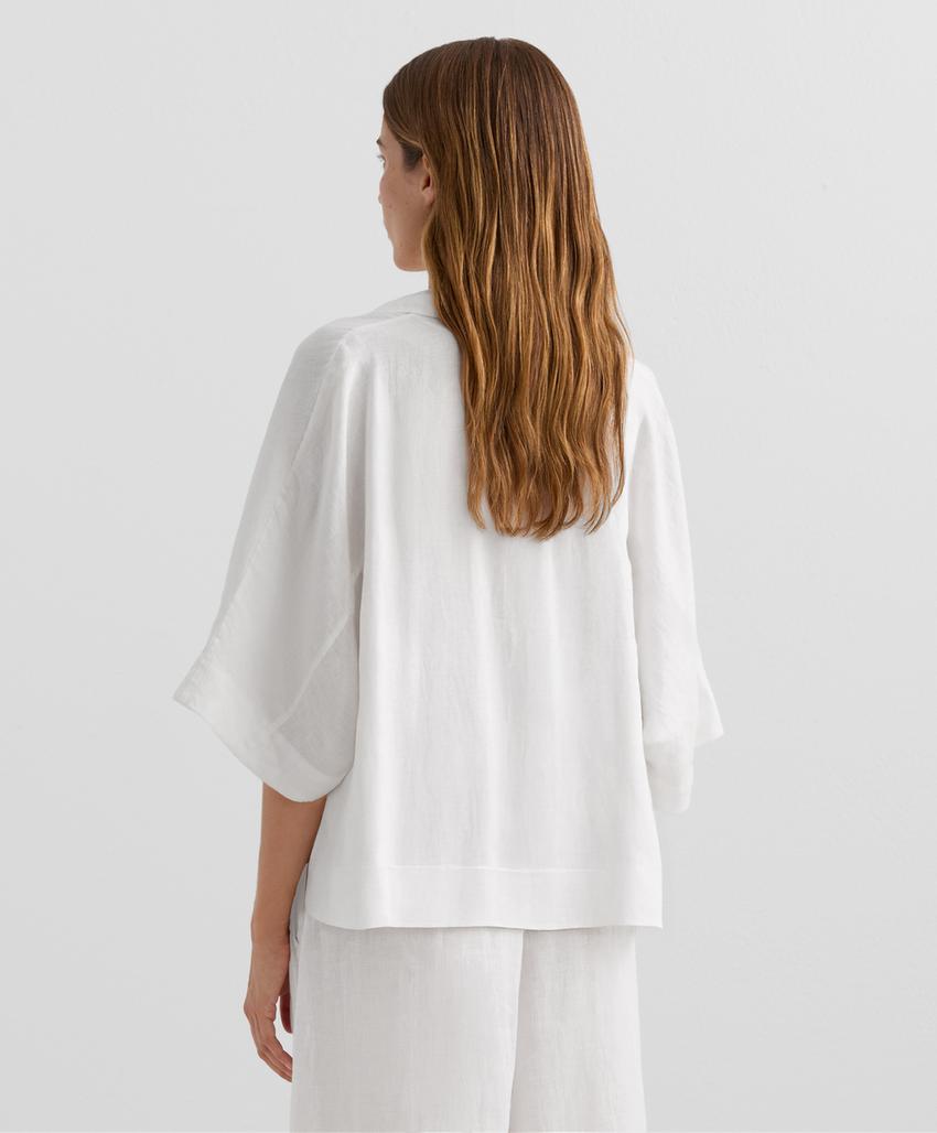 Широкая рубашка из 100% льна с короткими рукавами