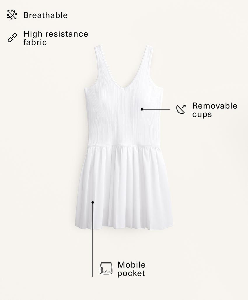 Плиссированное мини-платье