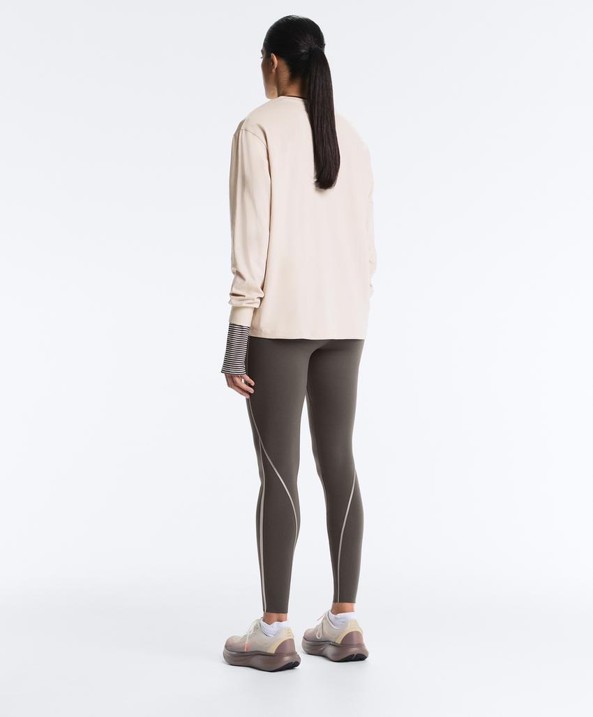 Футболка с длинным рукавом из хлопково-вискозного трикотажа с лозунгом