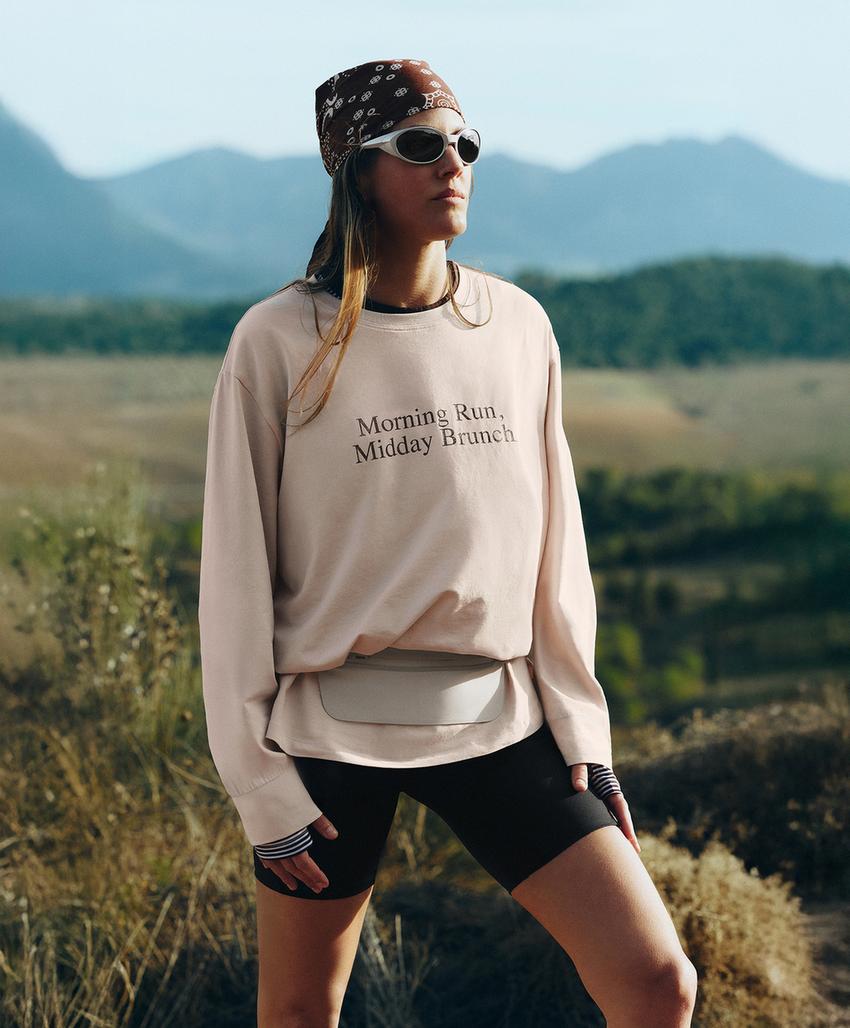 Футболка с длинным рукавом из хлопково-вискозного трикотажа с лозунгом