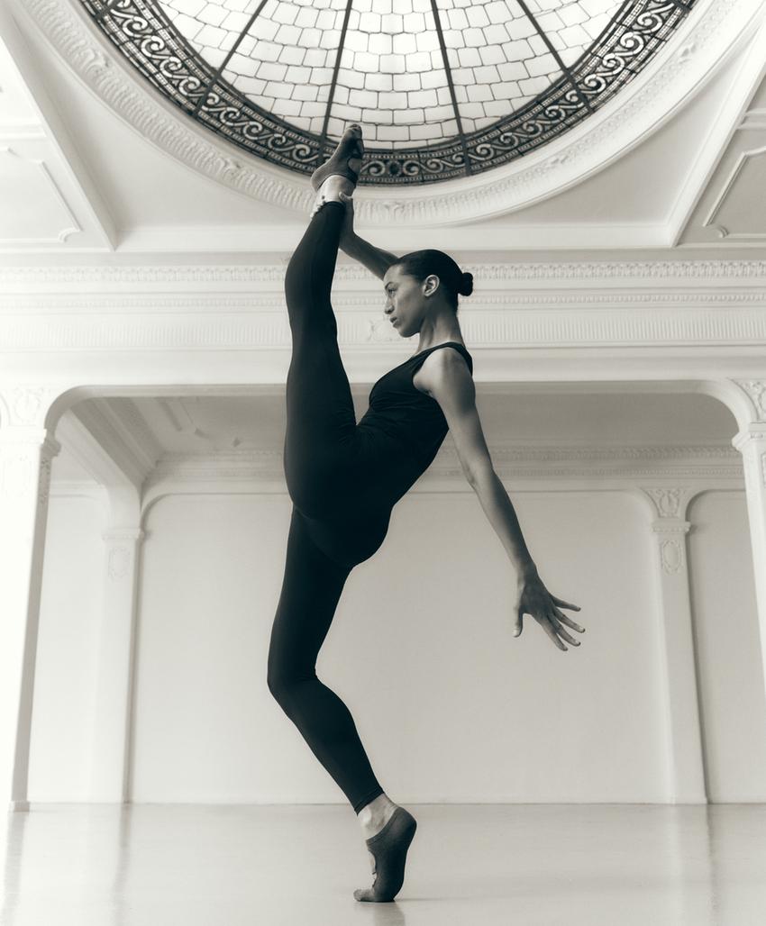 Комбинезон light touch с v-образным вырезом и длинными брюками