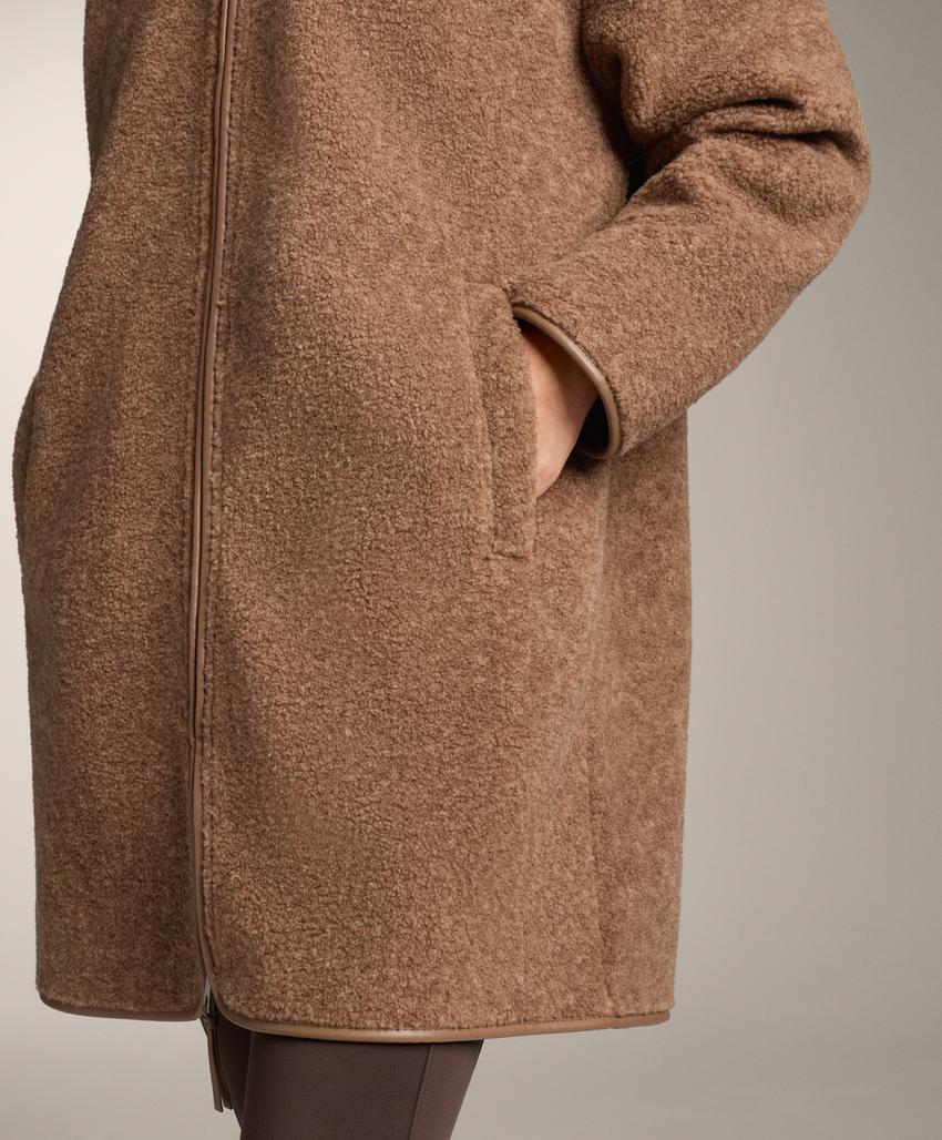 Длинный пушистый пальто из искусственного меха