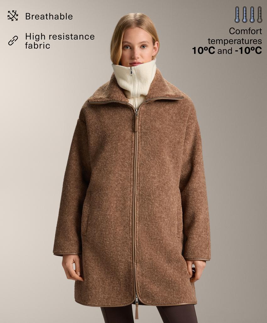 Длинный пушистый пальто из искусственного меха